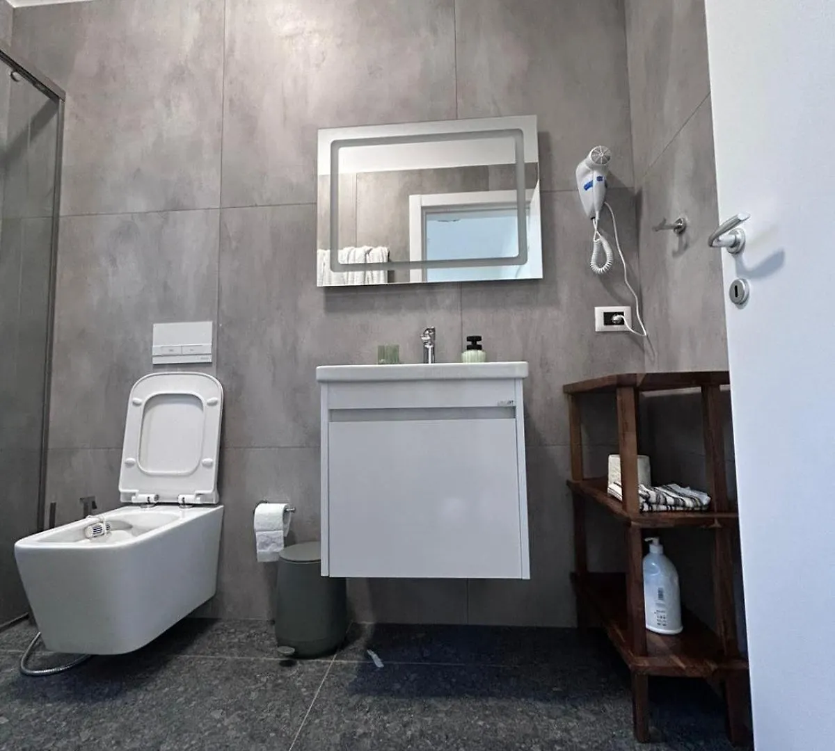 Olea Family Apt Sea View ديرمي